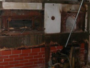 Brick-lined oven of Hindson Grocery & Bakery