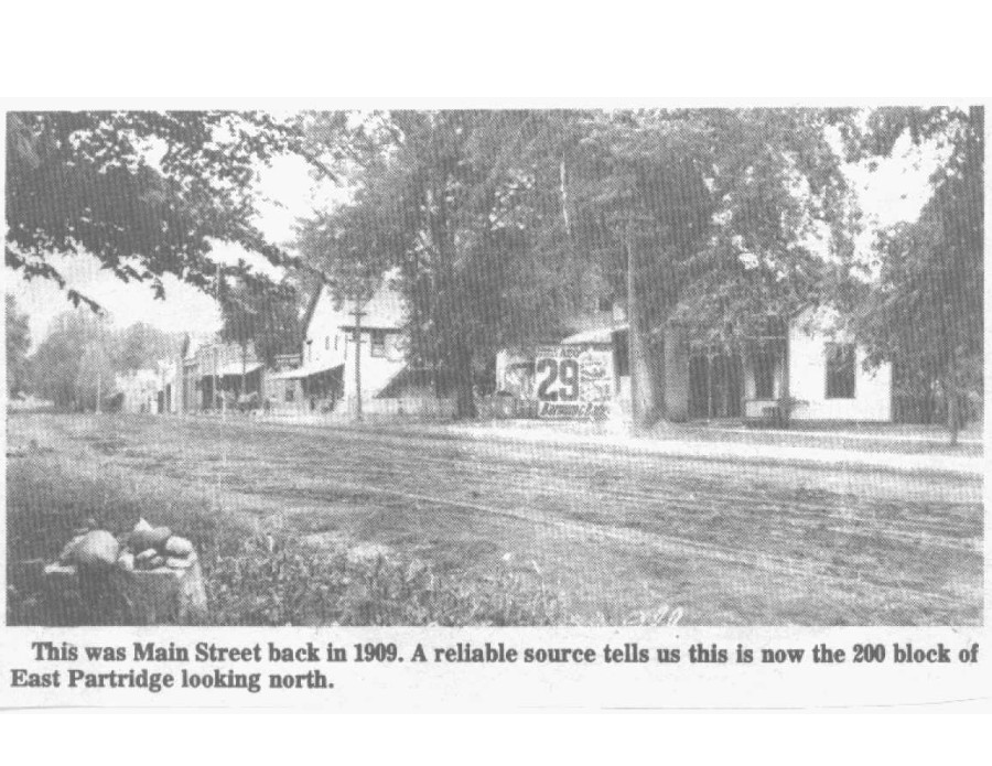 Ice Houses in Metamora