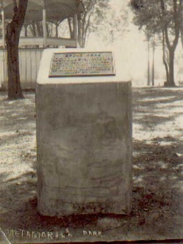 Photo of the original Lincoln-Douglas Memorial Plaque