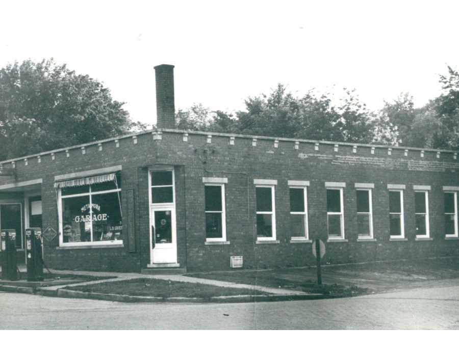 Metamora Garage circa 1960s