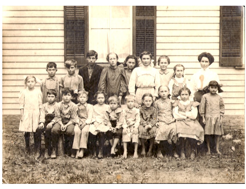 1910 Student Body with Teacher Mary Ray.